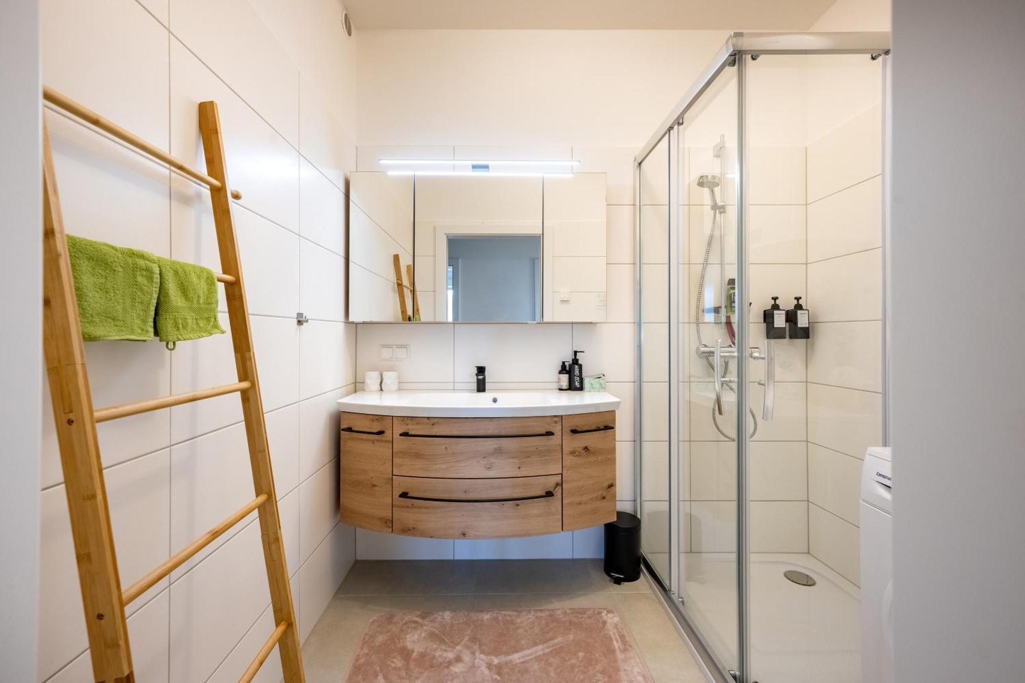 גראץ Tamliving Center Luxury 4 Rooms Smart Tv Kitchen Great View מראה חיצוני תמונה